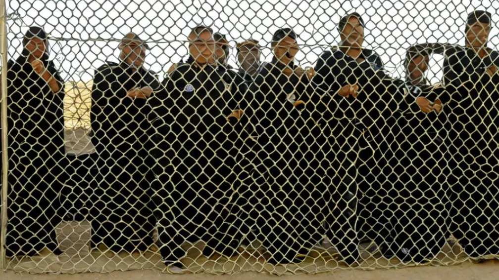 Суд в Тунисе: гуманитарных работников приговорили к тюрьме, но сразу освободили