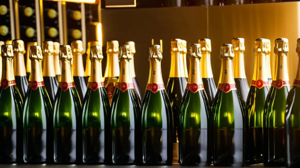 Забастовка на шампанских домах LVMH: Рабочие требуют улучшенных условий