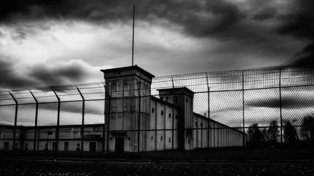 Нападение в Манчестере: в тюрьме один из авторов ранил трех надзирателей