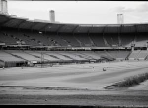 «Мне сказали, что у меня красивые ягодицы»: Олимпийская чемпионка Мари-Жозе Перек раскрыла шокирующую правду о скандальном фото 1991 года