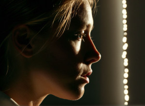 Десять лет после терактов в Париже: Невидимые шрамы выжившего из "Батаклана"