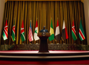 Макрон укрепил отношения с новым руководством Габона на фоне антифранцузских настроений