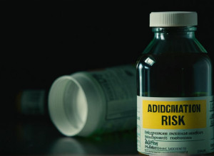 Иск против GlaxoSmithKline: Пациент с болезнью Паркинсона обвиняет фармкомпанию в сокрытии побочных эффектов