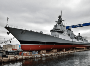 «Северная Корея строит свой крупнейший военный корабль, по данным спутниковых снимков»