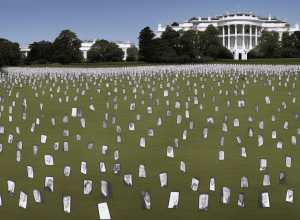 100 дней Трампа: Белый дом демонстрирует «фотографии» мигрантов, обвиняемых в преступлениях