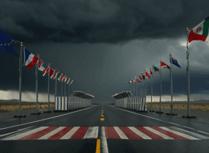 Альбин Курти и осел: 20 лет протеста против "комедии" выборов в Косово