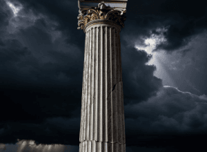 Депутат Эльза Фосийон требует досрочных выборов президента Франции на фоне "массового гнева" против Макрона