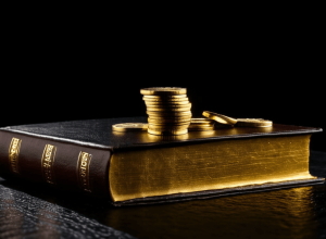 Социалисты угрожают свергнуть правительство Лекорню из-за налога на сверхбогатых