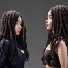 Чудесное спасение на Аляске: турист выжил, проведя три часа под 300-килограммовым камнем в ледяной воде