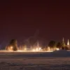 Французский певец Фрэнсис Лаланн выпустил клип «Моя Россия» и обнял российский флаг