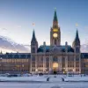 Левые сохраняют власть в Норвегии, но крайне правые бьют рекорды
