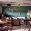 Хаотичное начало учебного года в колледже Эро: родители и учителя протестуют против «токсичного» директора